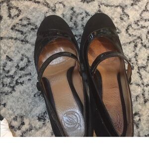 Nurture comfort heels! Size 8